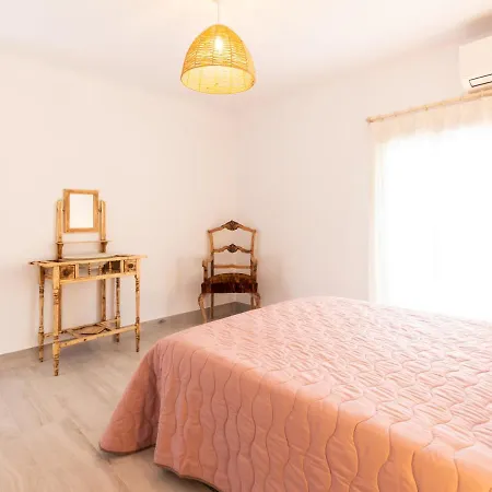 Casa La Alberquilla 펜션